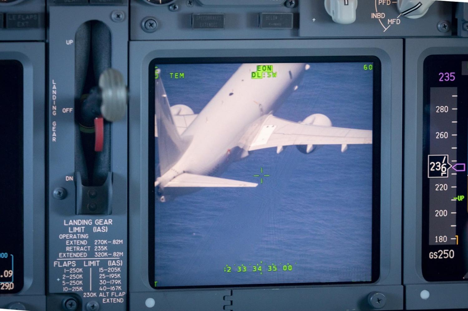 A Royal Australian Air Force P-8A Poseidon and an Indian Navy P-8I Neptune conduct joint maritime interoperability training off the north coast of Australia (Defence Images)